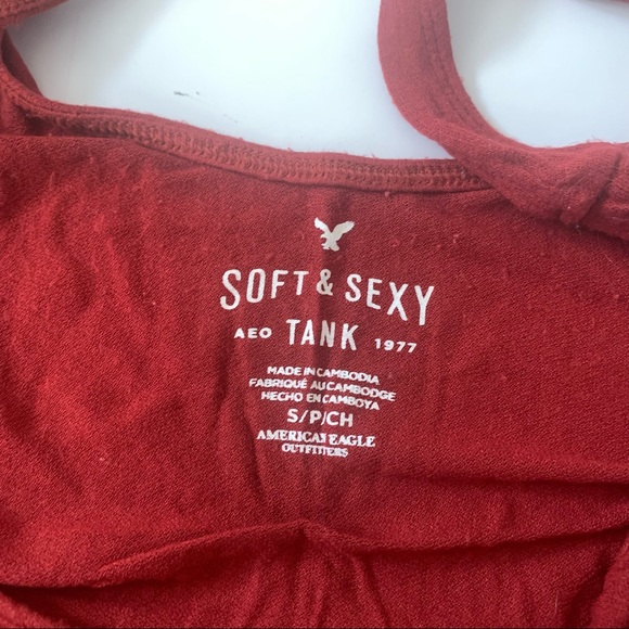 AEO Red Tank - Picture 2 of 2